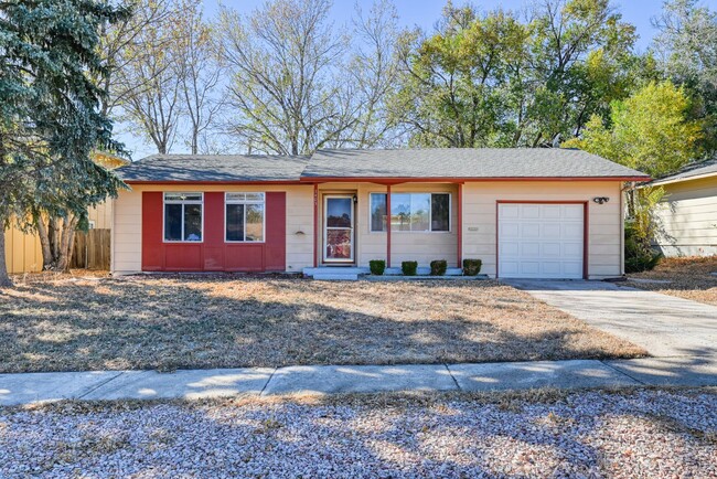 Cute 3 Bedroom Home in Central Colorado Sp... - Cute 3 Bedroom Home in Central Colorado Sp...