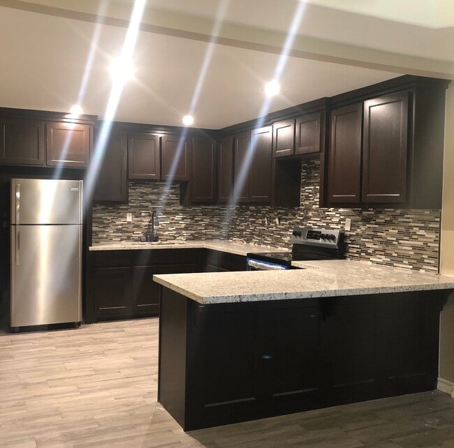 Building Photo - 1405 Orlando St Unit orlando b