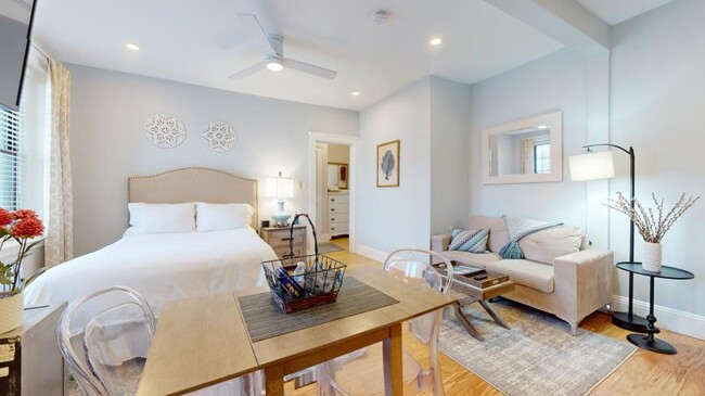 Building Photo - 1 bedroom in Brighton MA 02135 Rental