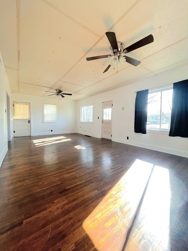 Photo - 3 Bedroom Home on Corner Lot