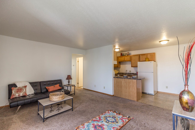 Living Room - Village Pointe Apartments