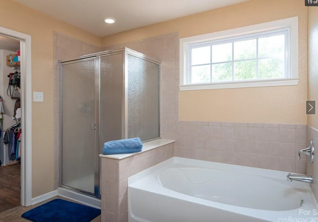 Photo - 2263 Durand Rd