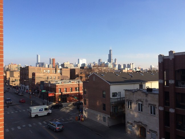 Photo - 1412 W Chicago Ave Unit 3W