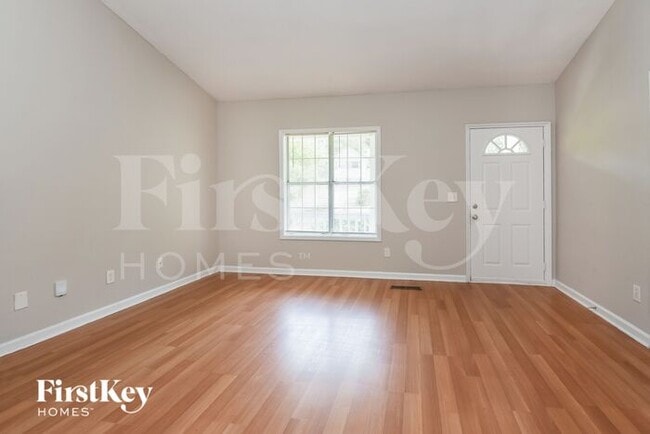 Photo - 660 Cranberry Trail