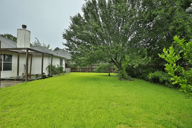 Photo - 208 Armand Bay Dr