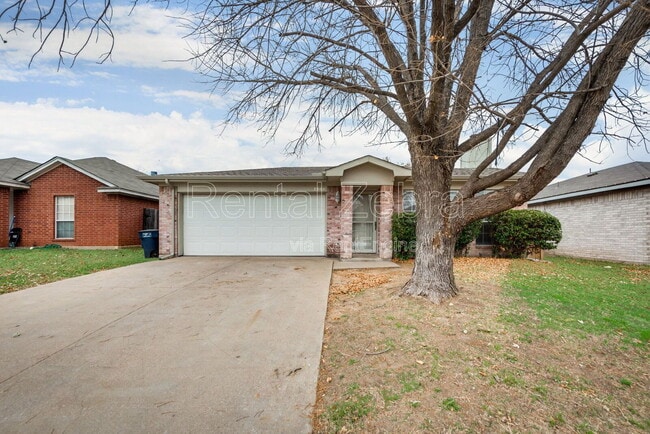 Building Photo - 2500 Stagecoach St