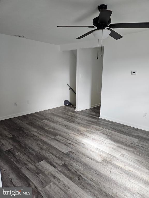 Photo - 87 E Barber Ave