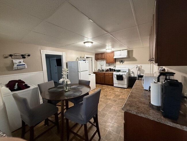 Photo - Massabesic (135-137) Unidad 135-2