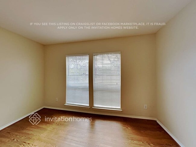 Photo - 3208 Waterglen Ct