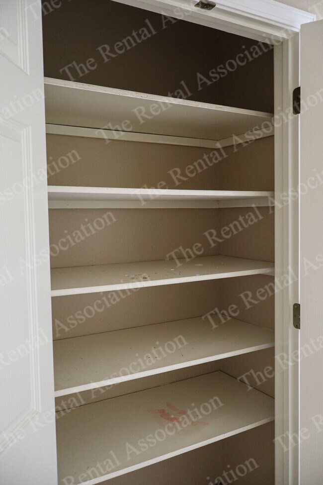 Photo - 629 S Barnett Springs St