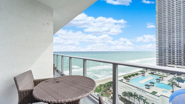 3101 E Hallandale Beach Blvd Unit SI FL18-ID1049812P