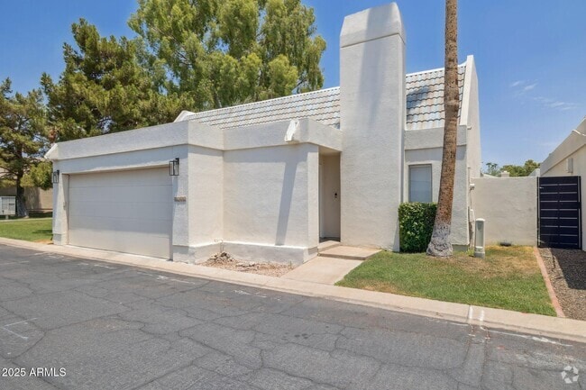 Building Photo - 5311 N 25th St Rental