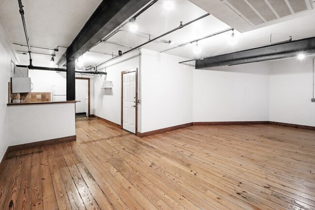 Photo - 1011 Wood St