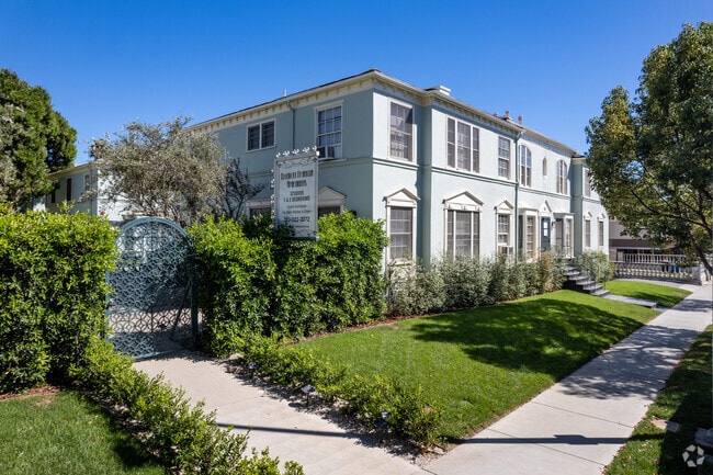 Building Photo - 1828-1850 N Edgemont Street Los Angeles, C... Rental