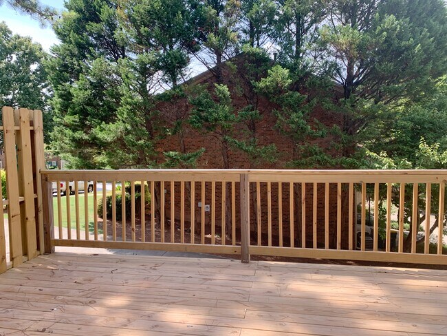 Photo - 3687 Orchard St