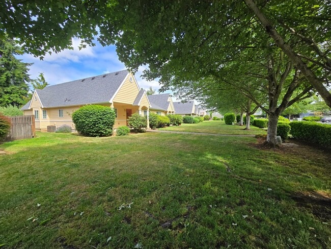 Photo - North Gilham Condo