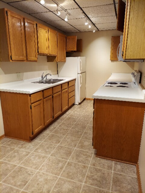 Kitchen - 1831 Parmenter St Unit Opera House