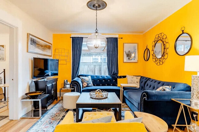 Building Photo - 756 N 76th St Rental