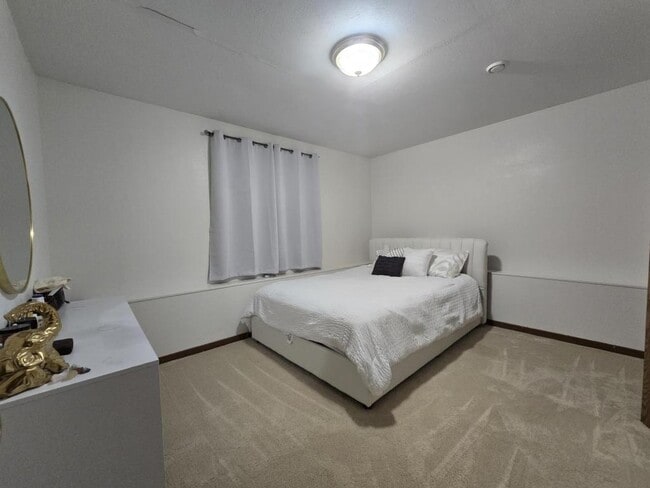 Photo - 1235 Ziebach St