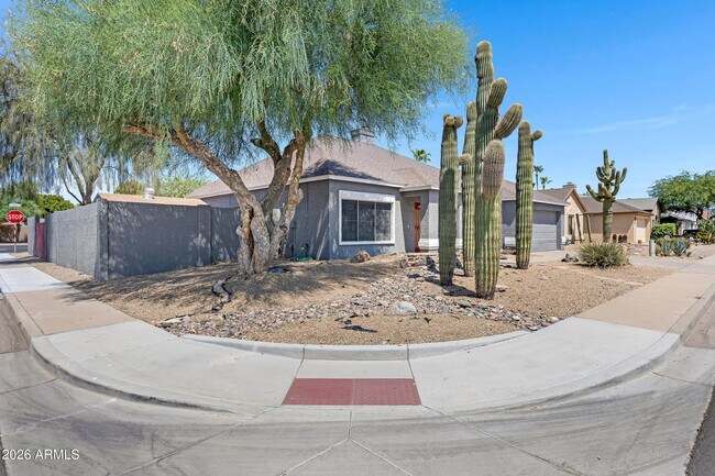 Photo - 23620 N 42nd Dr
