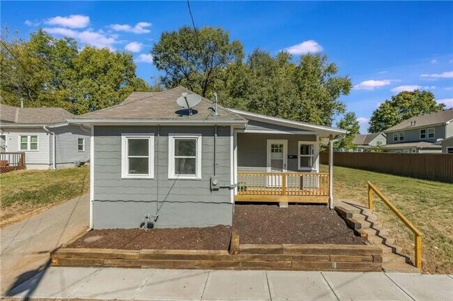 Photo - Updated 2/1 in Independence