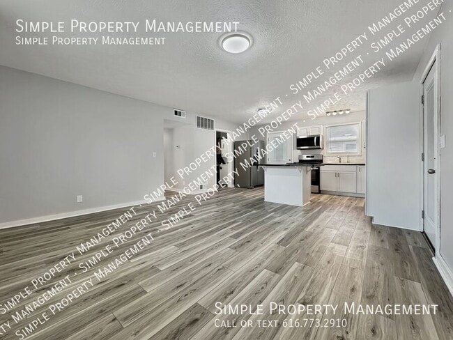 Photo - 12979 Roughys Dr