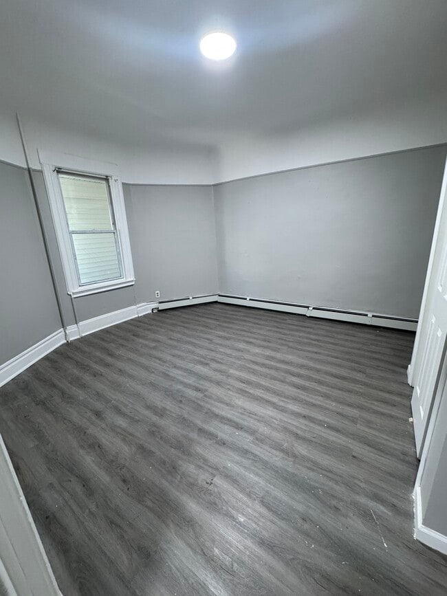 Photo - 11 Baldwin Ave Unit 1