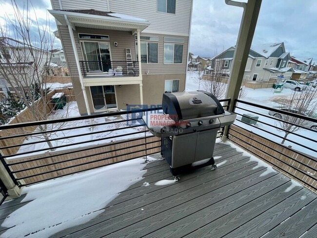 Photo - 3700 Celestial Ave