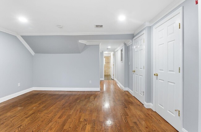 Photo - 168 New York Ave Unit 2