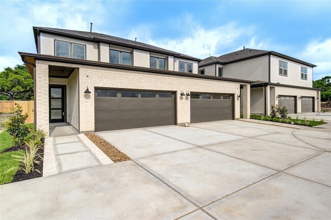 Building Photo - 4336 Avron Dr Unit A