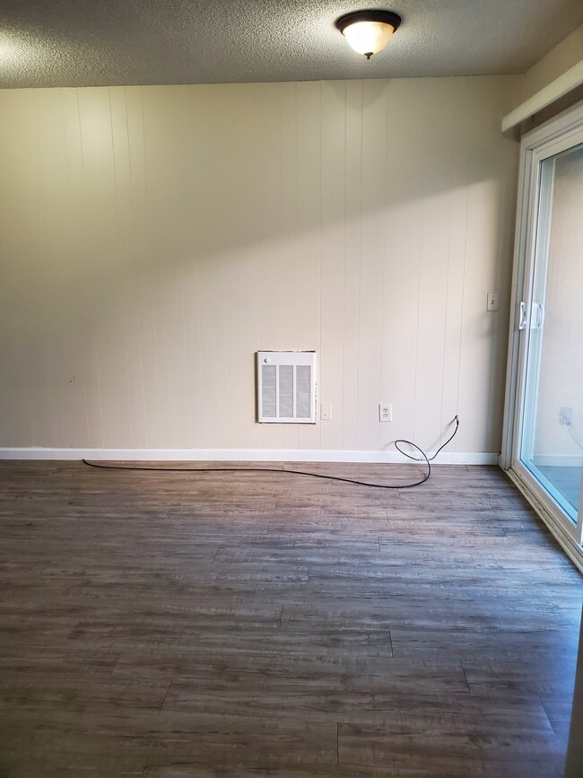 Photo - 2010 Trousdale Dr