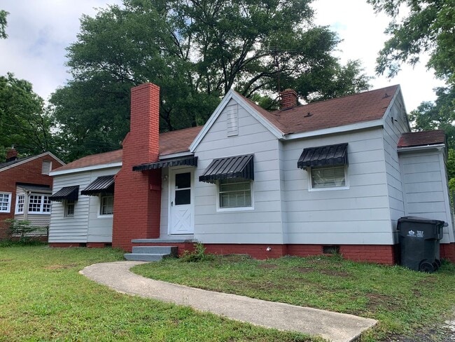 Charming and Modernized Three Bedroom Home... - Charming and Modernized Three Bedroom Home...