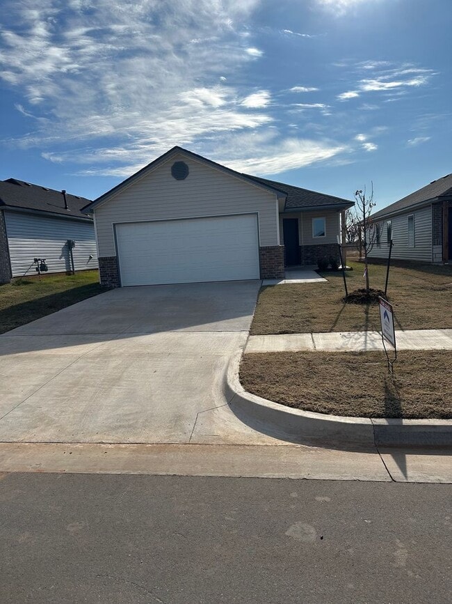 Photo - *Pre-leasing* NEWER Four Bedroom | Two Bat...