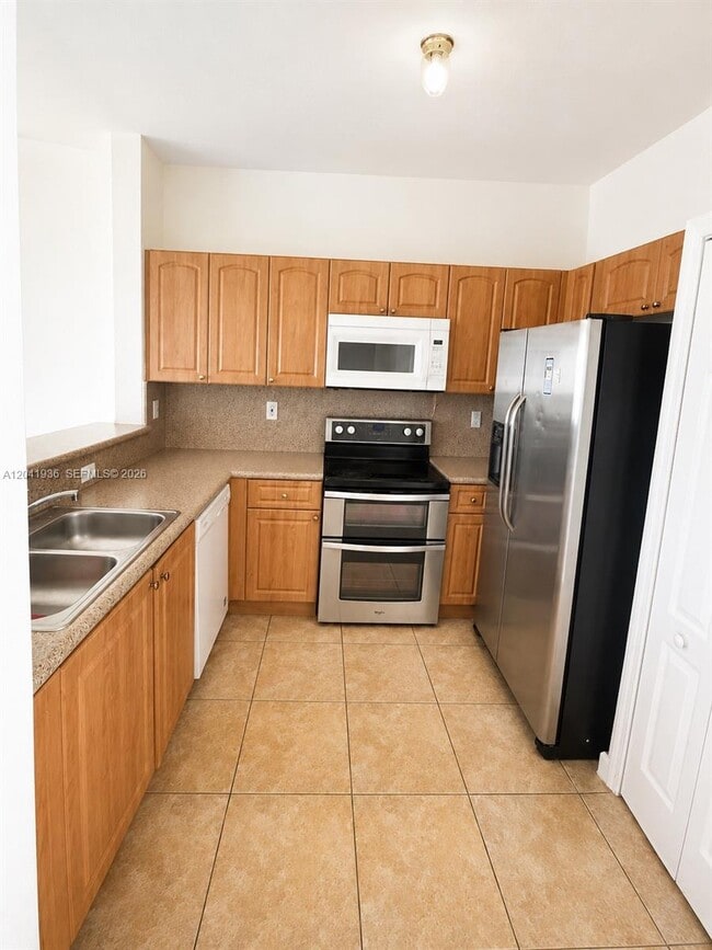 Photo - 1656 SE 29th Ct Unit 105