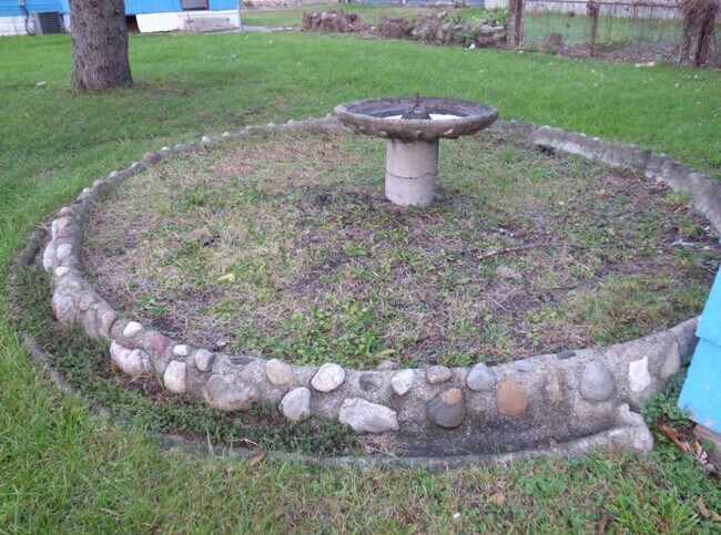 Photo - 1534 Van Buren St