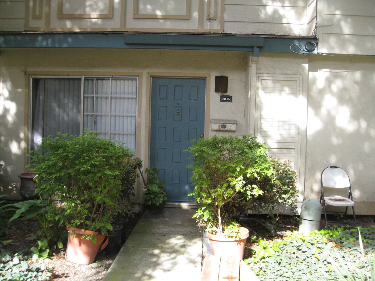 $2,700 2 bedroom 1.5 bath Alum Rock Condo - $2,700   2 bedroom 1.5 bath Alum Rock Condo