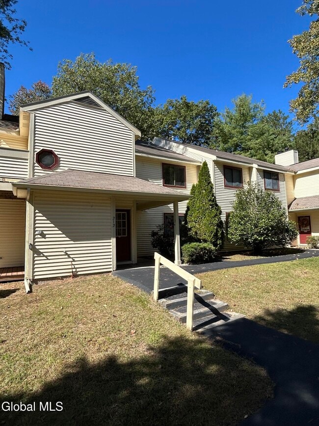 Photo - 212 Yorktown Dr