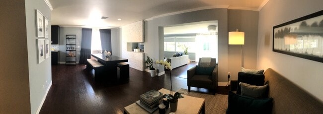 Building Photo - 23330 Victory Blvd