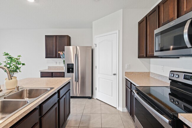 Photo - 304 Boardwalk Ave