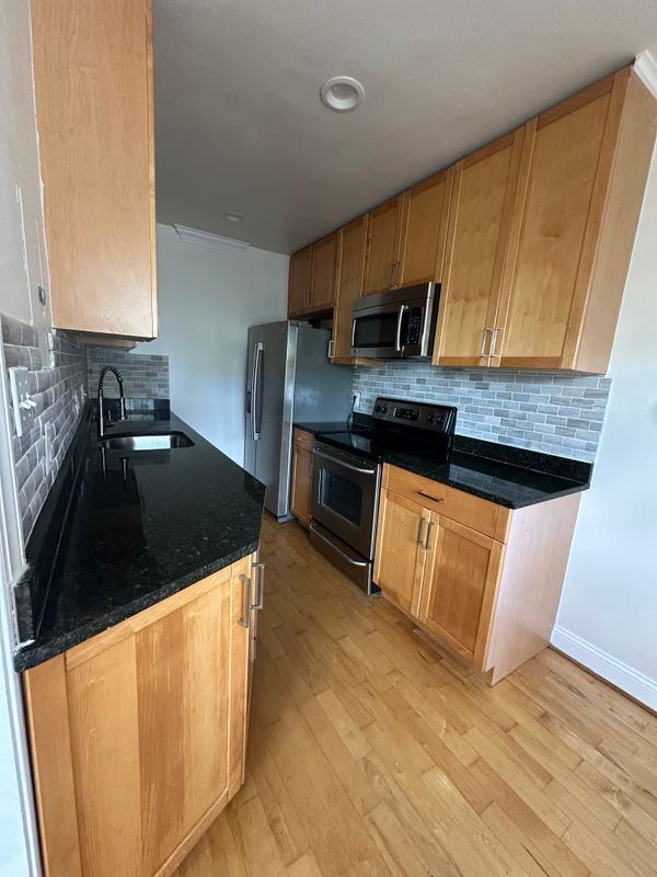 Photo - 2625 3rd St NE