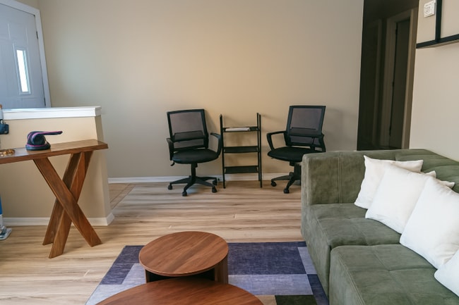 Photo - 1369 Andrea St