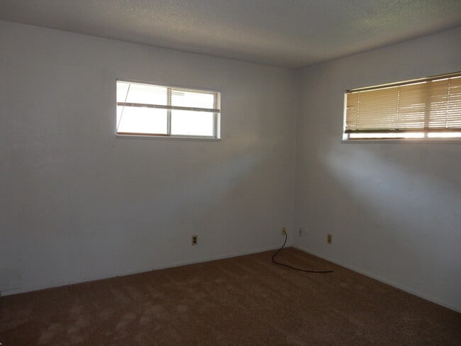 Photo - 2/2 Duplex in Fair Oaks