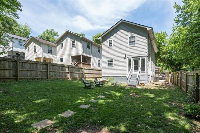 Photo - 1453 Chipley St NE