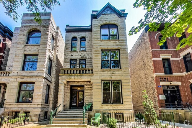 Building Photo - 2123 N Sheffield Ave Rental