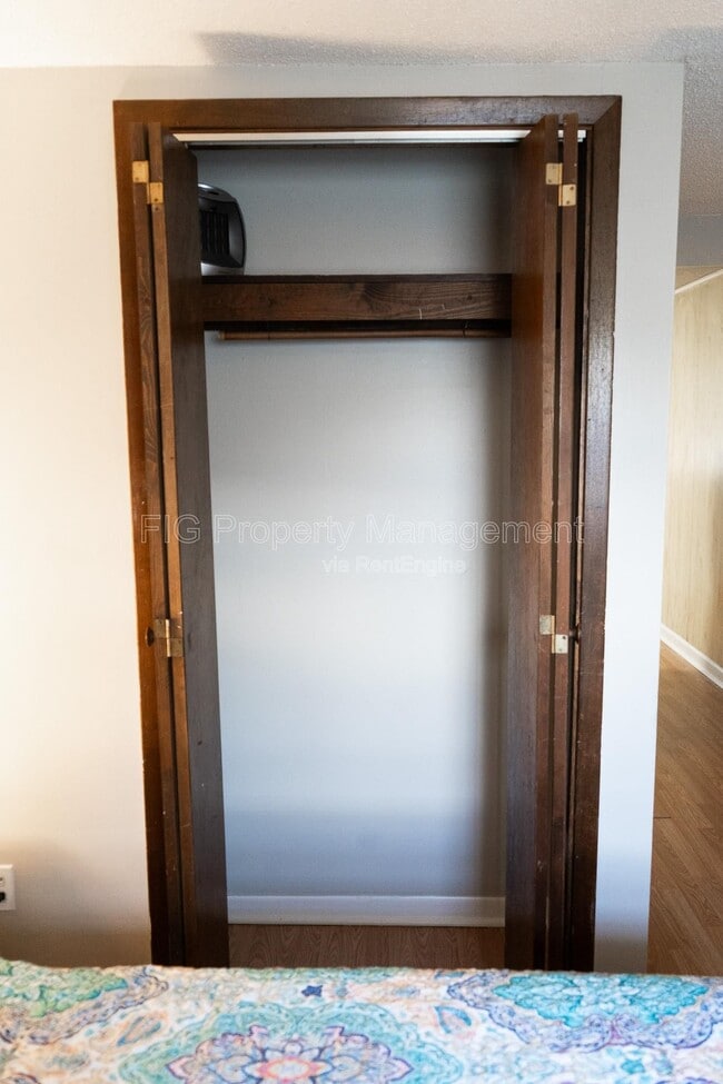 Photo - 707 W Race St Unidad 4