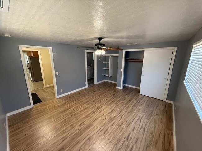 Photo - 1412 Carrie St