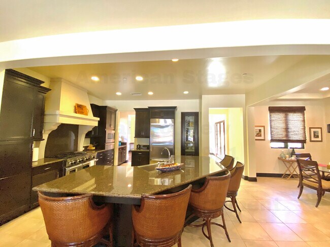 Photo - 347 Island Oak Ln