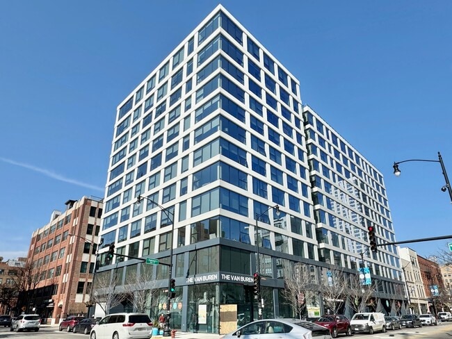 Photo - 821 W Van Buren St