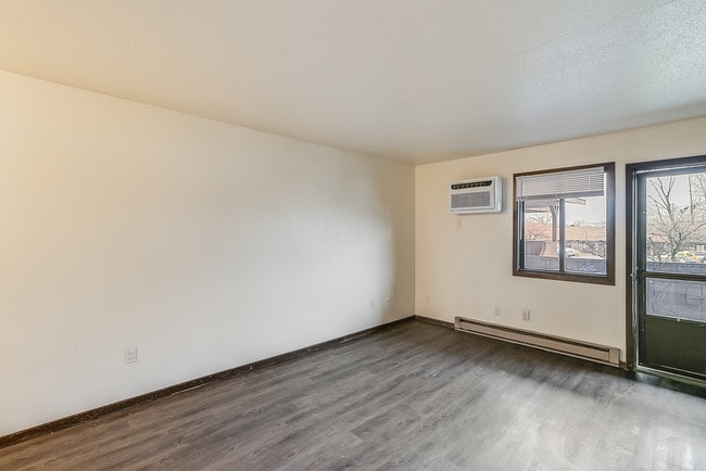 Photo - Clair Commons