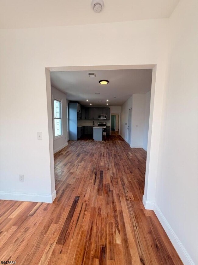Photo - 831 S 18th St